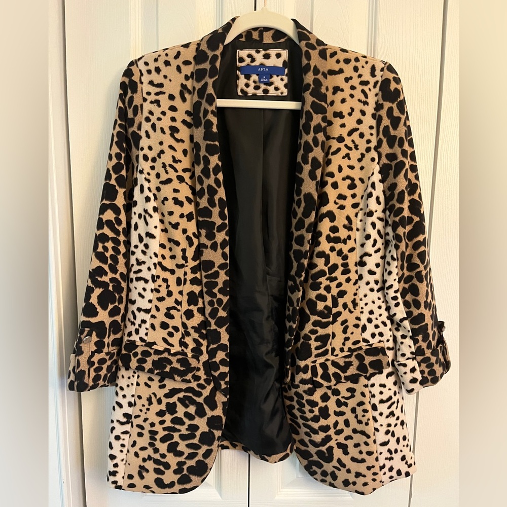 Women’s Leopard Print Blazer